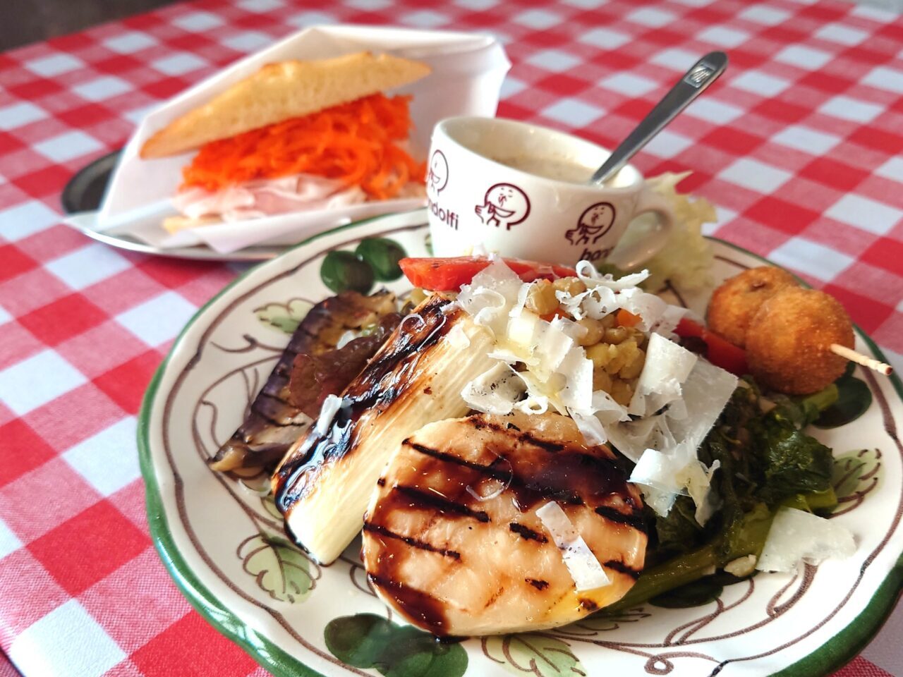 カフェテリア ハシミヤ