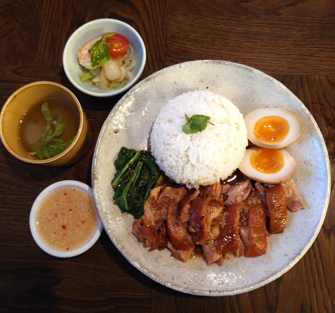 創作タイ料理店「ORIENTAL CAFE DINING SuuSuu（スースー）」