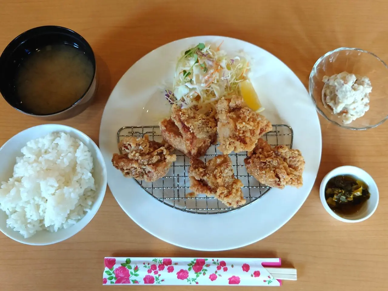 カフェおかえり