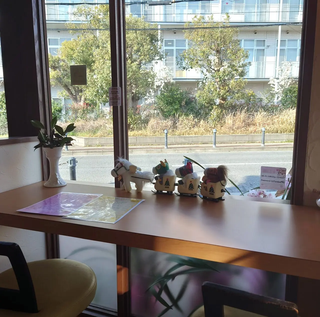 カフェおかえり