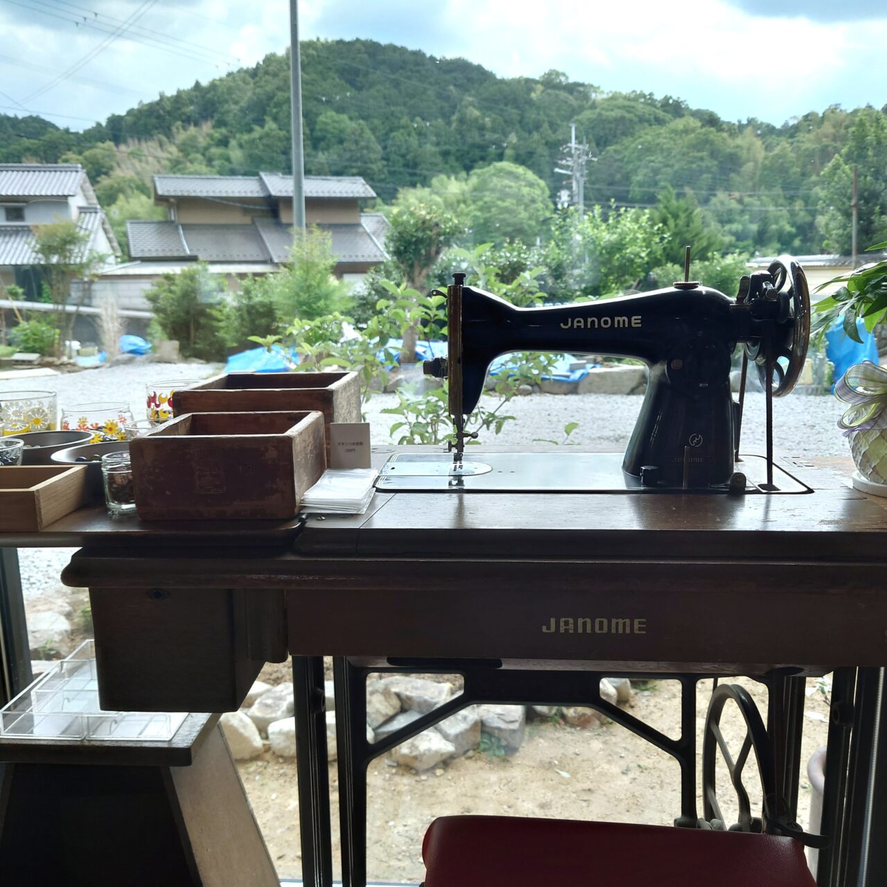 暮らしの洋裁店 coromo